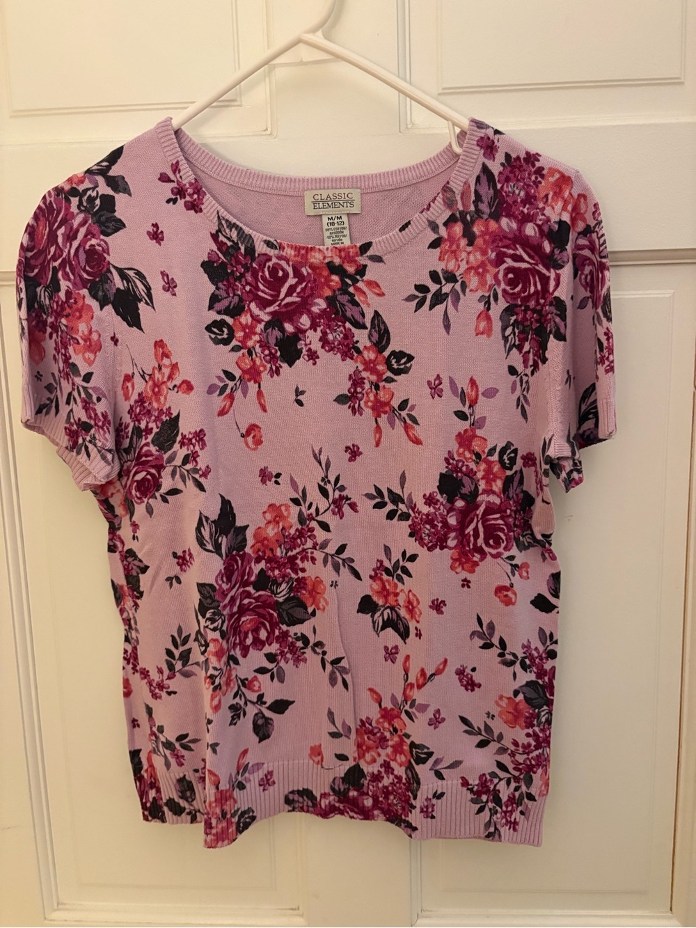 Classic Elements Lilac Floral Short Sleeve Top with Pink and Burgundy Blooms